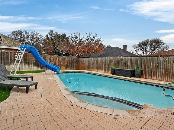4th image of 5329 Ridgefield Ct