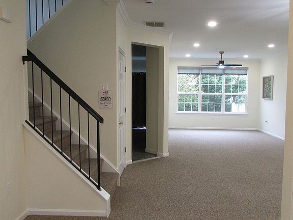 3rd image of 29 Tall Oaks Ct #2901
