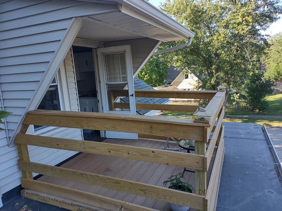 Rooftop deck