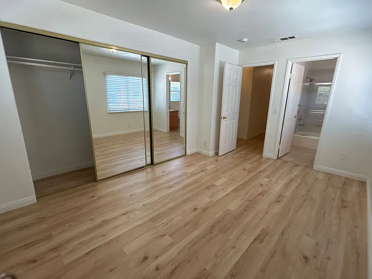 77 Sierra Madre Blvd #16 — Photo 8
