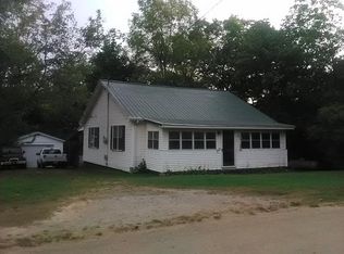 111 W 2nd St, Iron City, TN 38463