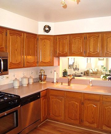 3rd image of 214 Lorraine Cir
