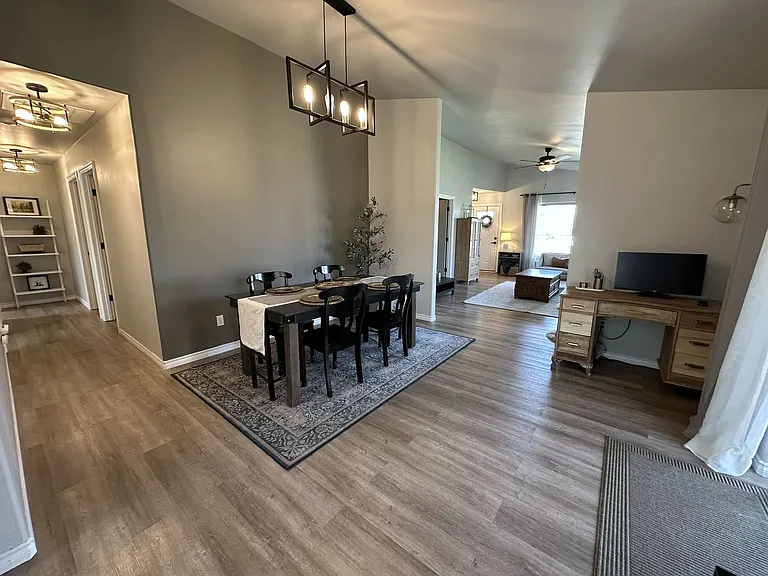 2508 N Ellington St — Photo 15