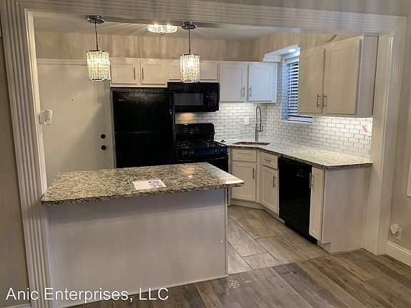 2nd image of 5878 Nottingham Ave APT 2C