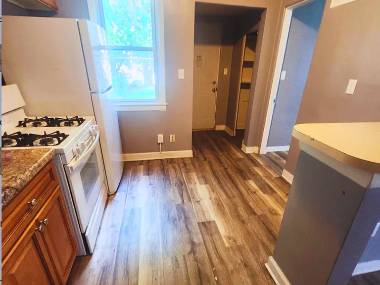 2521 S 8th St — Photo 3