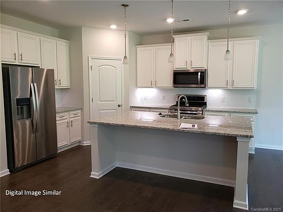 2nd image of 11274 Serenity Farm Dr #106