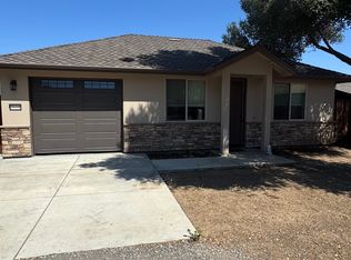 7650 Holsclaw Rd, Gilroy, CA 95020