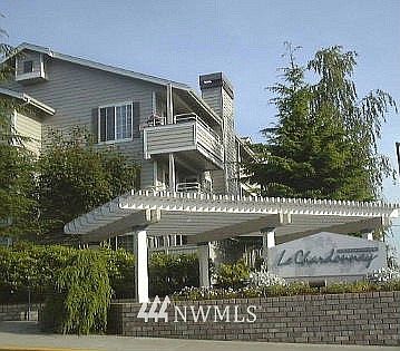1st image of 14007 Ne 181st #a-304 Street #A-304