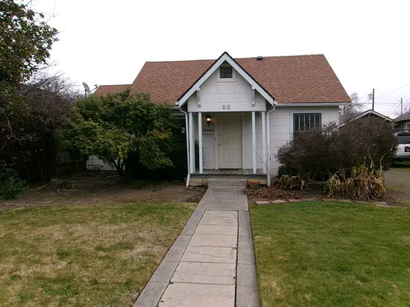 36 Peach Apartments, 36 N Peach St #A, Medford, OR 97501