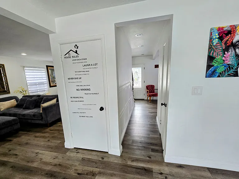 2548 E Wilson Ave — Photo 119