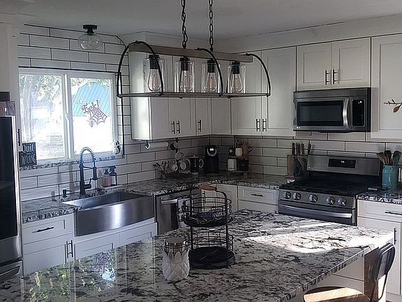 3rd image of 1706 Winchester Ct