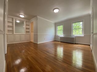 915 Church St APT 4, Alexandria, VA 22314