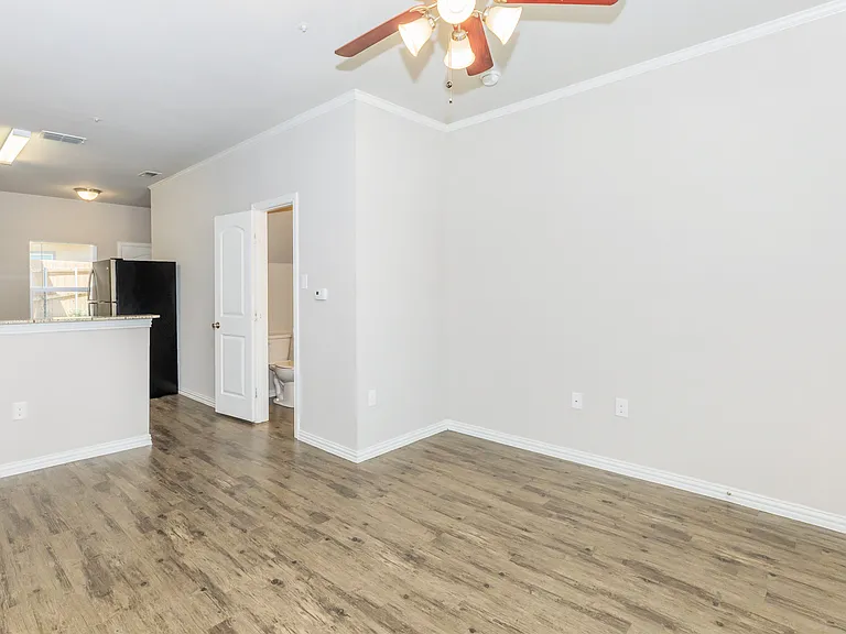 Creekside Townhomes — Photo 9