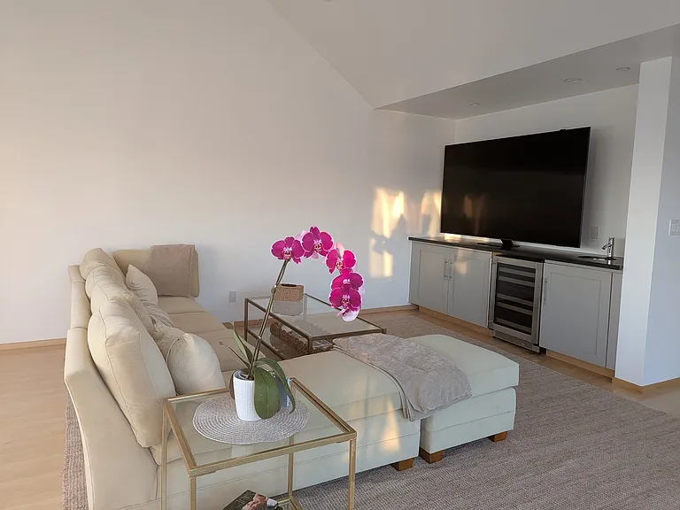 215 Mirada Rd #PENTHOUSE — Photo 2