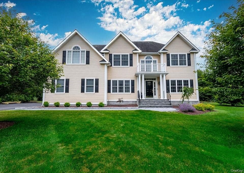 6 Clare Court, Hopewell Junction, NY 12533 | Zillow