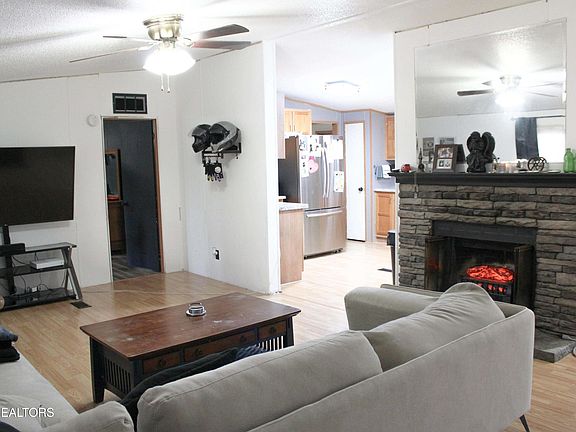 5th image of 238 Hanging Rock Rd