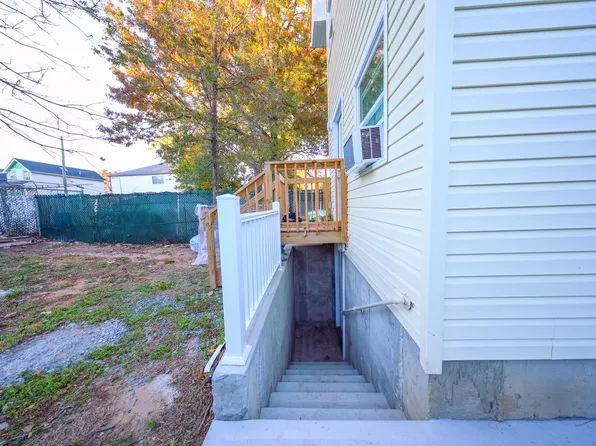 76 Simonson Avenue image 19 of 21