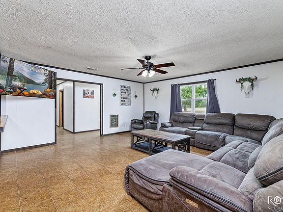 4th image of 6925 Grape Creek Rd #1