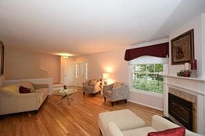 4th image of 3342 N Lake Dr #3342