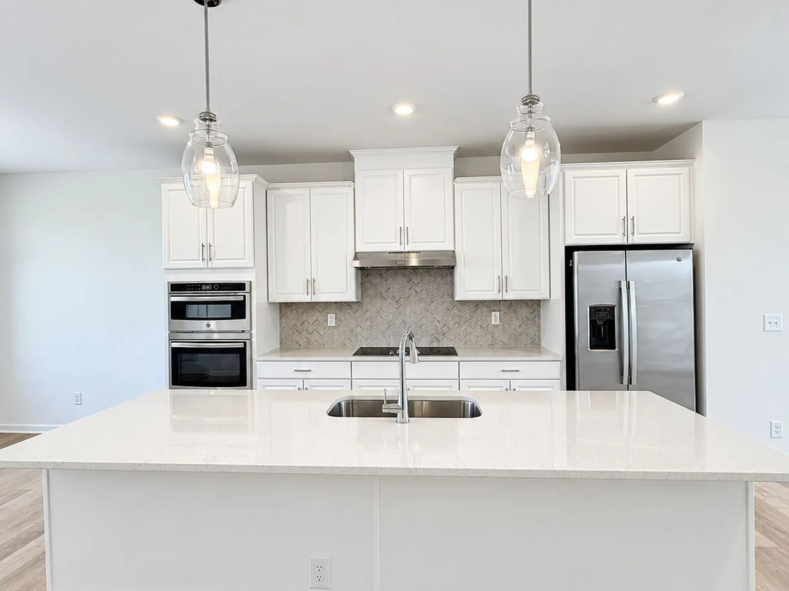 3009 Rexton Ln — Photo 4