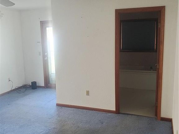 4th image of 5504 303rd St