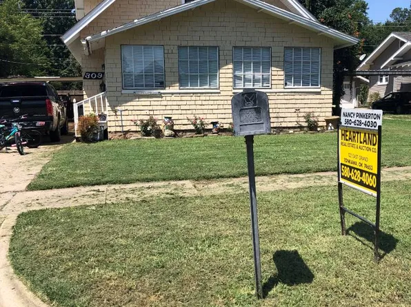 309 N 7th St, Tonkawa, OK 74653