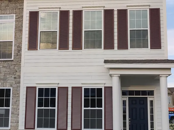 1082 Valentine Ln, Carmel, IN 46032