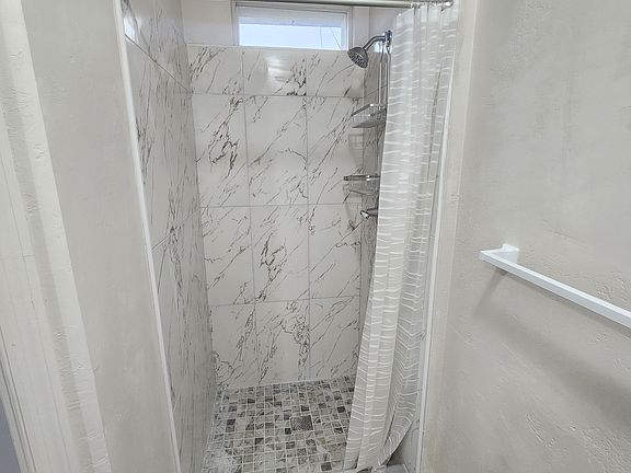 3rd image of 5317 1/2 Gulfport Blvd #B