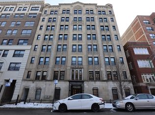 1209 W Sherwin Ave #705, Chicago, IL 60626