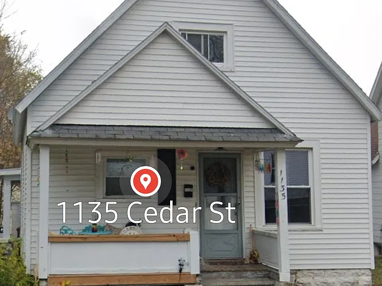 1135 Cedar St — Photo 11