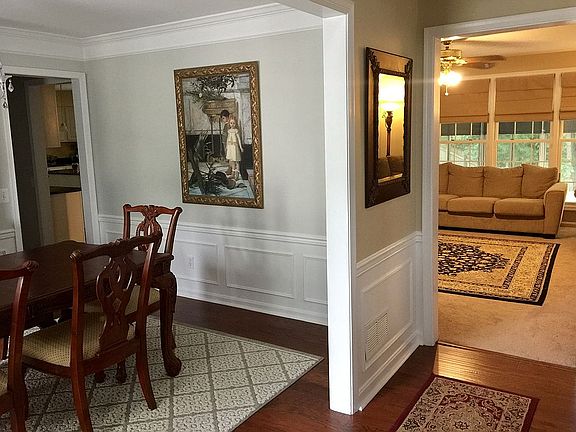 3rd image of 12711 Purdham Dr