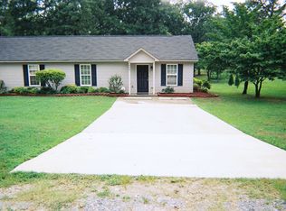 3721-B Betts Dr, Fayetteville, NC 28311