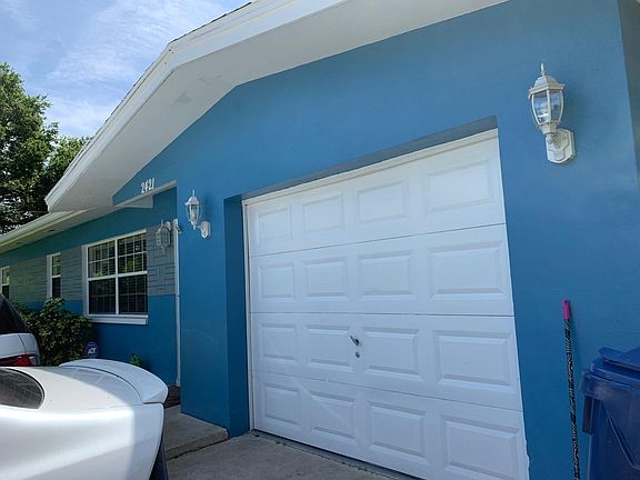 4th image of 2421 Havana Dr