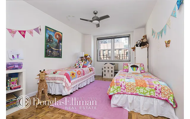 Sold by Douglas Elliman | media 25