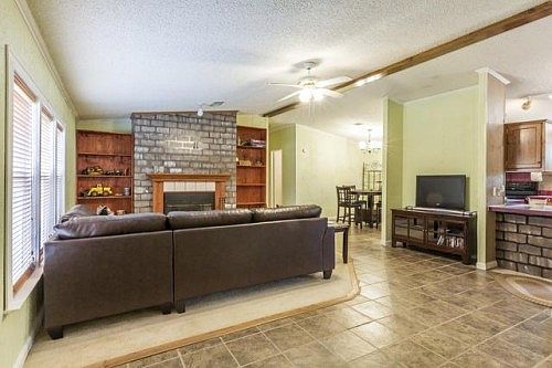 2nd image of 9030 McArthur Ct