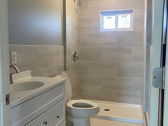 Large bathroom with shower