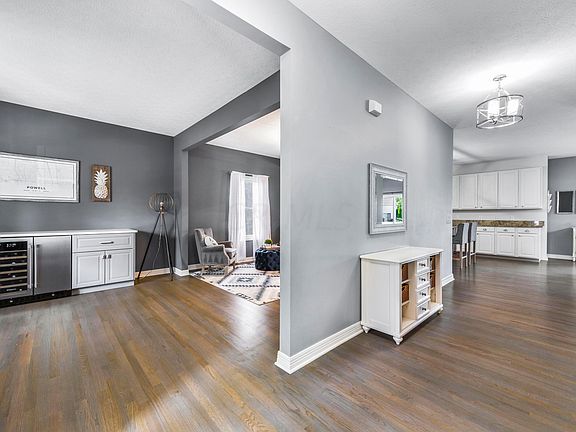 3rd image of 4208 Laurel Valley Dr