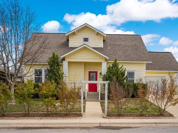 124 Jasper Ln, Kerrville, TX 78028