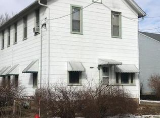 1027 Fargo Blvd, Geneva, IL 60134