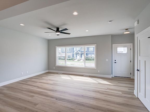 3rd image of 4866 Suelo Rd