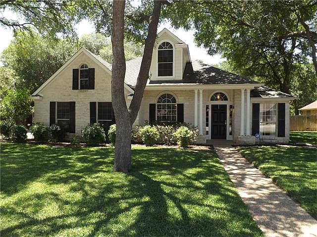 1st image of 10103 Pinehurst Dr