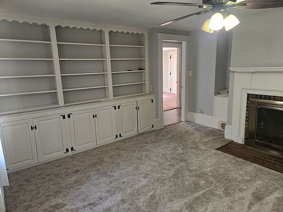3rd image of 54 Maple St