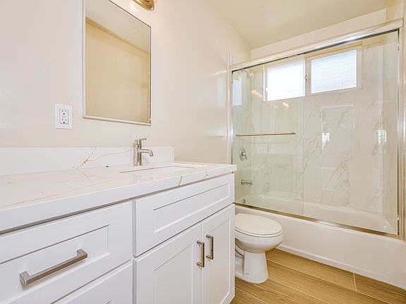 4th image of 13801 Van Ness Ave #3