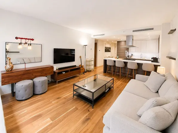 151 W 21st St APT 7A, New York, NY 10011