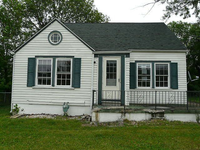 1st image of 1385 Nichols Ave