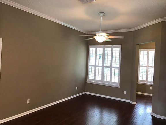 4th image of 2458 Southern Links Dr