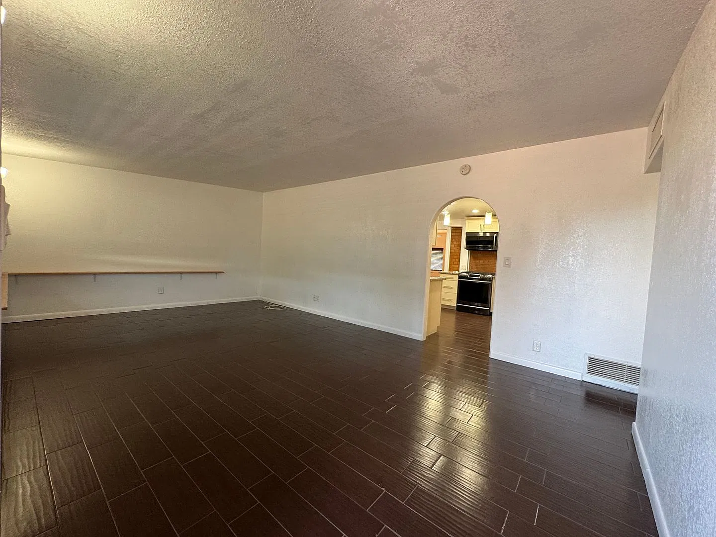 3BR/2BA/2CG, with POOL, 1,396 sq.ft. rental in Sierra Vista, AZ — Photo 3