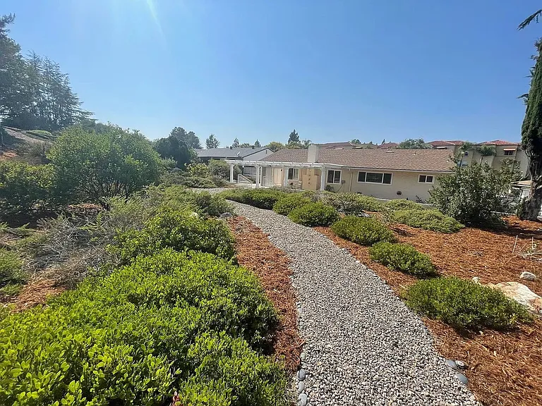 16847 Acena Dr — Photo 4