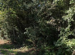 15746 Walnut Dr, Montgomery, TX 77356