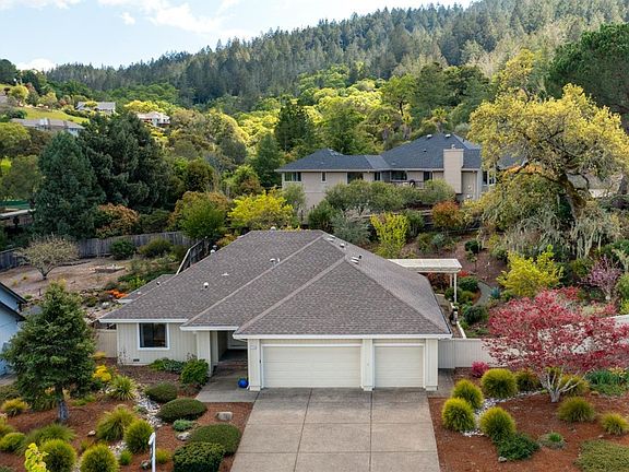 3rd image of 7840 Oakmont Drive